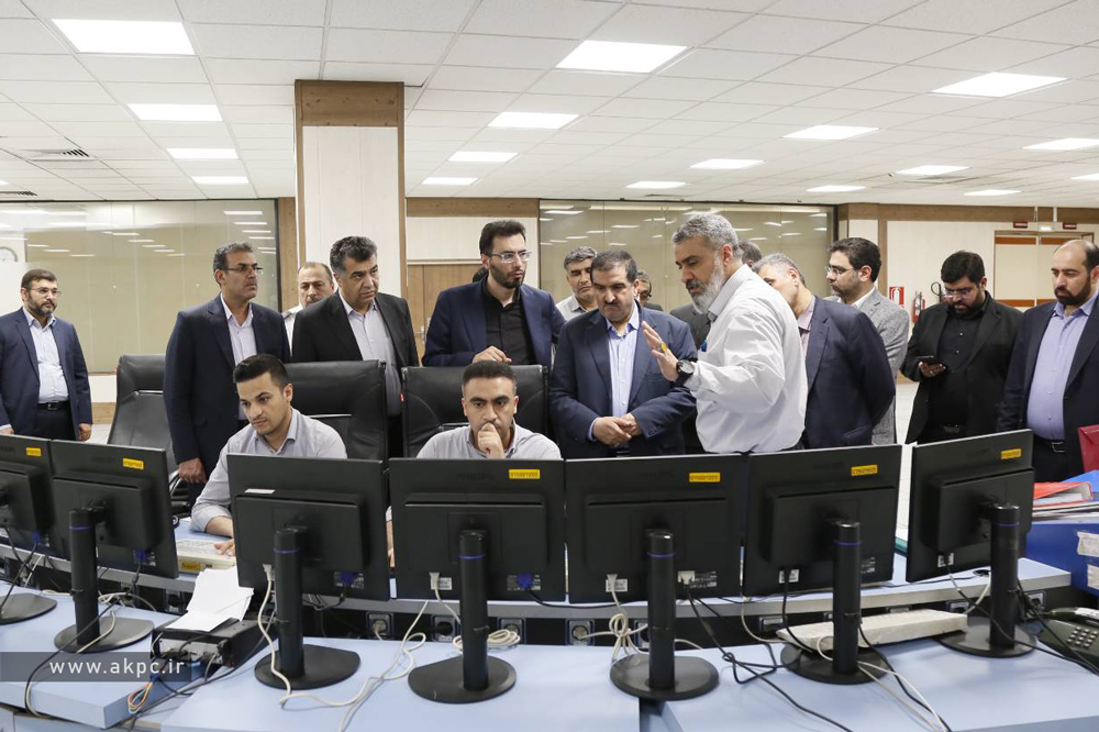 بازدید دکتر لله گانی مدیرعامل بانک رفاه کارگران و دکتر سعید صادقی از پتروشیمی امیرکبیر