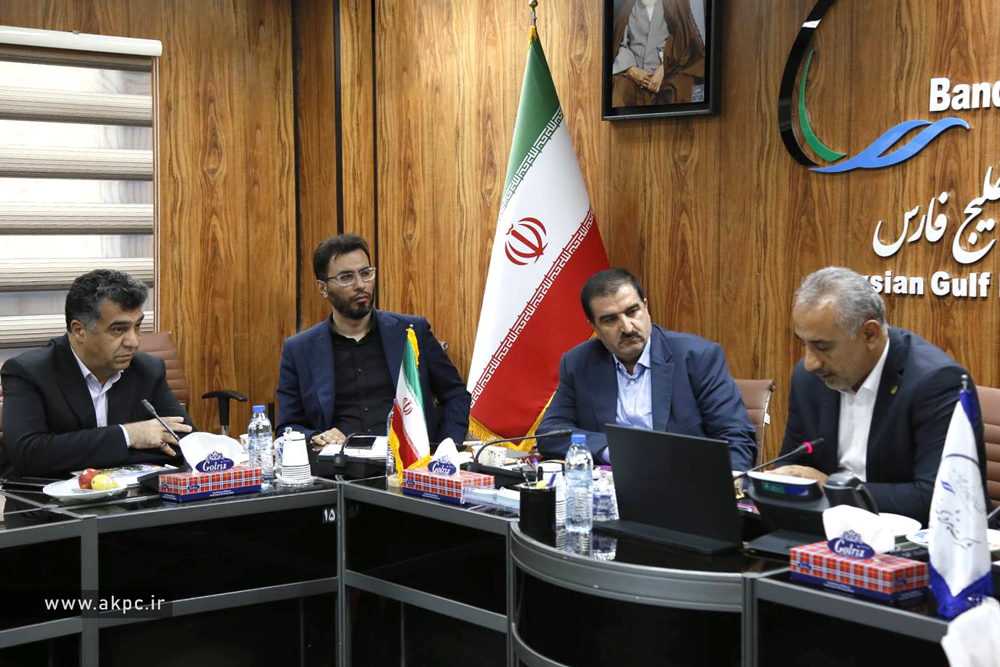 بازدید دکتر لله گانی مدیرعامل بانک رفاه کارگران و دکتر سعید صادقی از پتروشیمی بندر امام