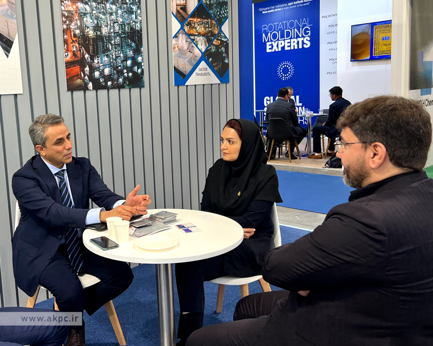 نمایشگاه plasti میلان پتروشیمی امیرکبیر