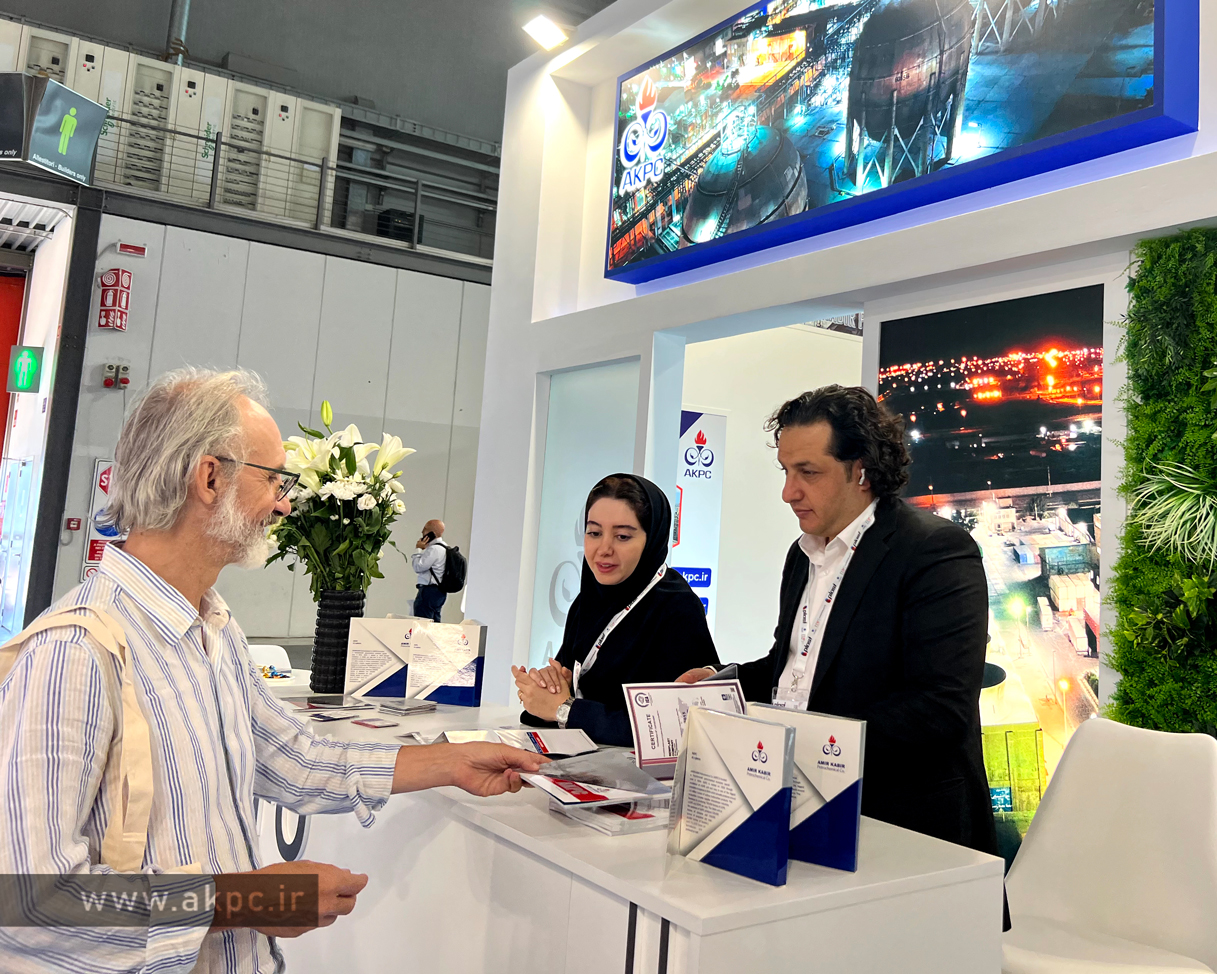 روز دوم نمایشگاه plasti در شهر میلان ایتالیا