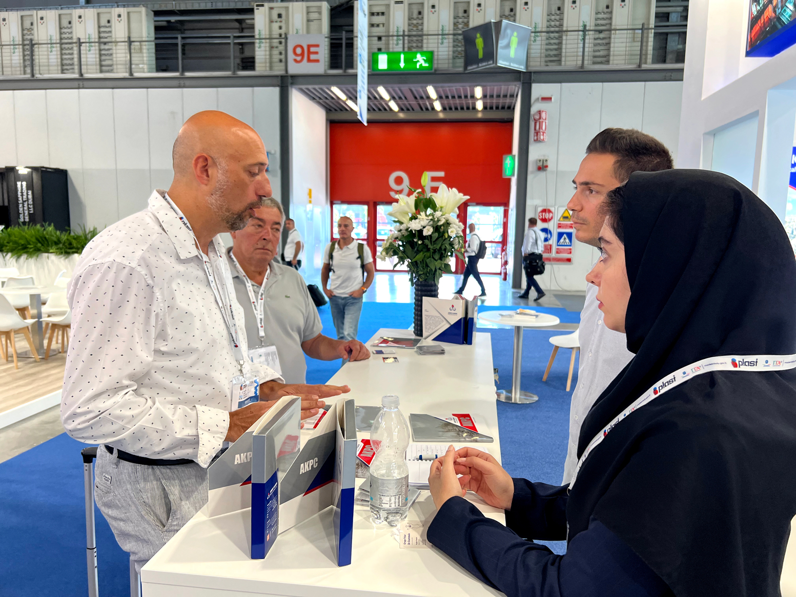 نمایشگاه plasti میلان پتروشیمی امیرکبیر