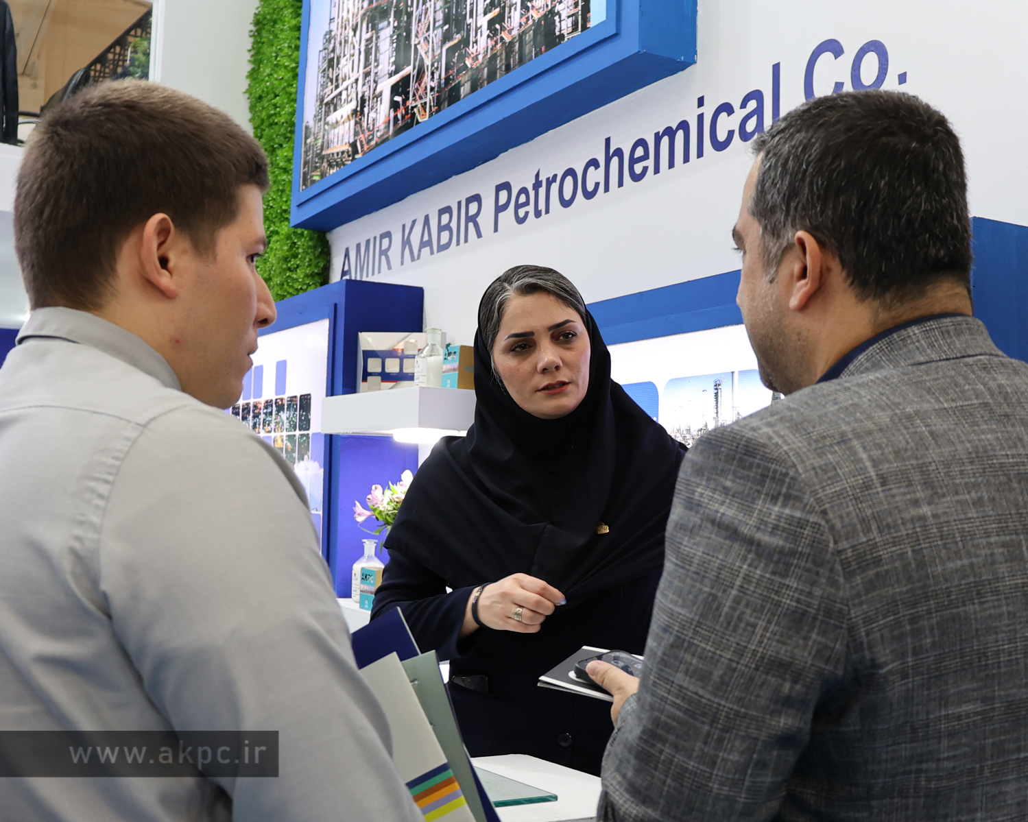 هفدهمین نمایشگاه ایران پلاست