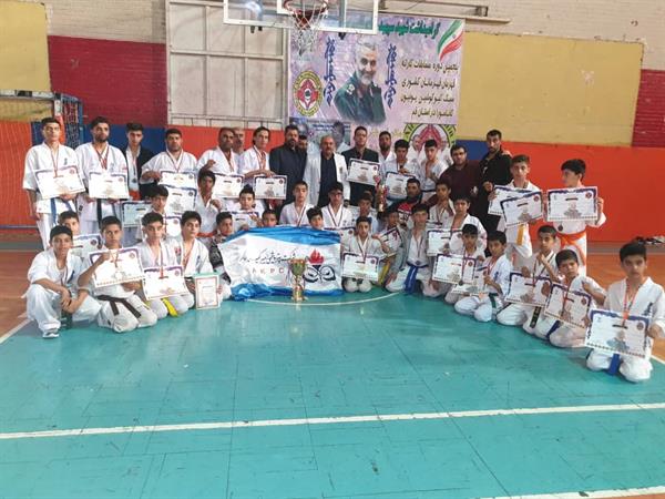 درخشش فرزندان کارکنان پتروشیمی امیرکبیر در مسابقات کاراته قهرمانِ قهرمانان کشوری