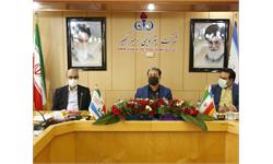 بازدید مدیرعامل بانک تجارت و هیات همراه از پتروشیمی امیرکبیر