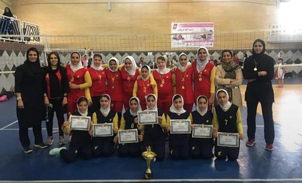 تیم والیبال دختران پتروشیمی امیرکبیر به قهرمانی رسید