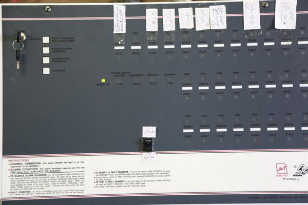 بومی سازی پنل های اعلان حریق استاندارد